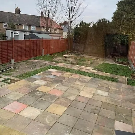 Beautiful 5Bedroom Hse-Contractor/Family/Corporate Dartford Exterior photo